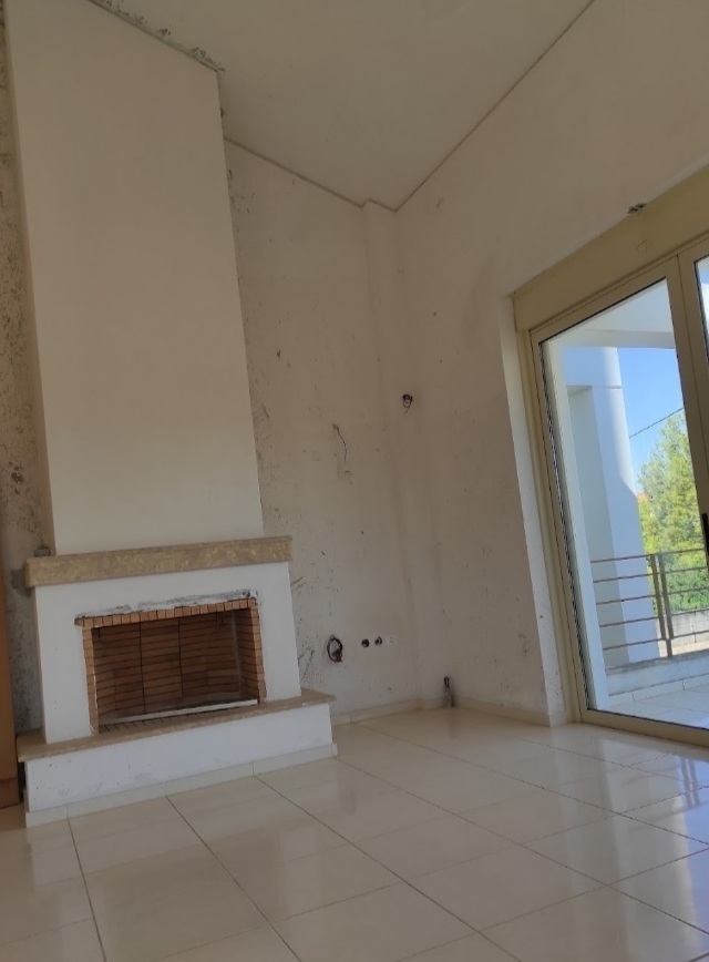 (For Sale) Residential Maisonette || East Attica/ Oropos - 170 Sq.m, 280.000€ 